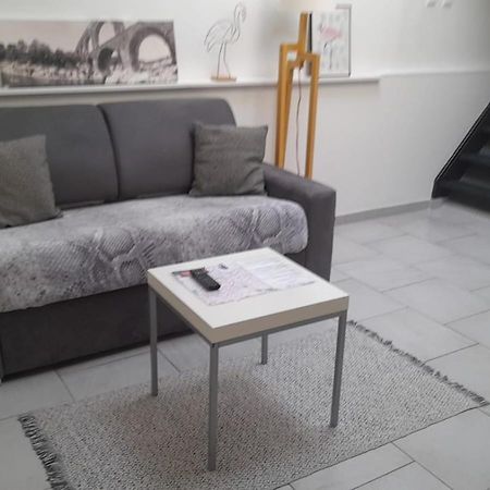 Duplex Denim Apartment Nimes Luaran gambar